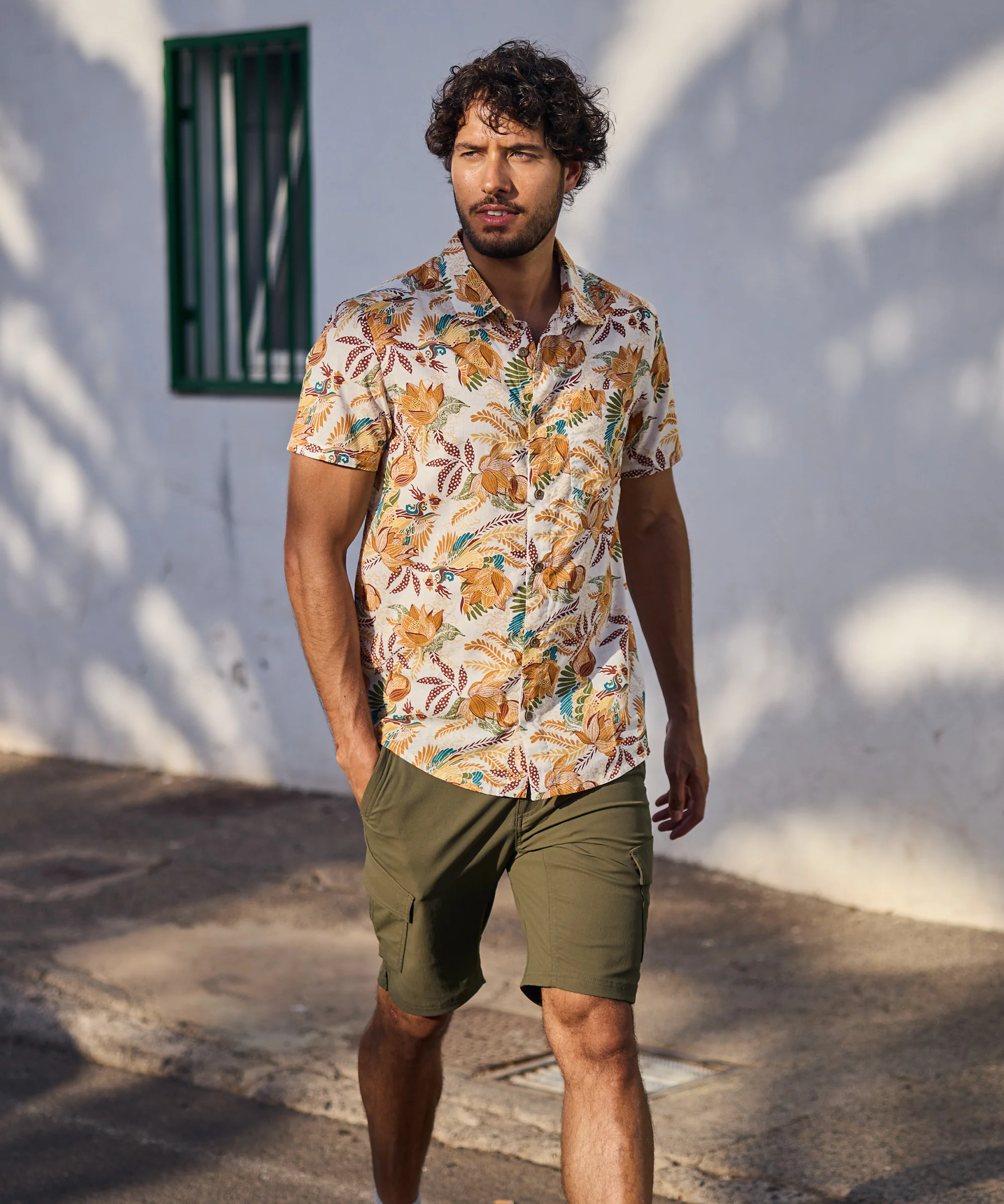 Bara Cargo Shorts - Evergreen - Image 4