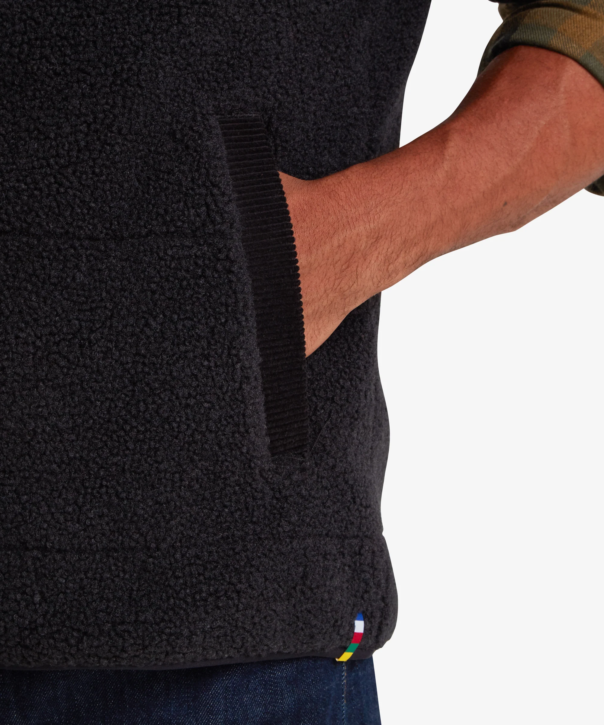 Rangeli Fleece Vest - Black - Image 7