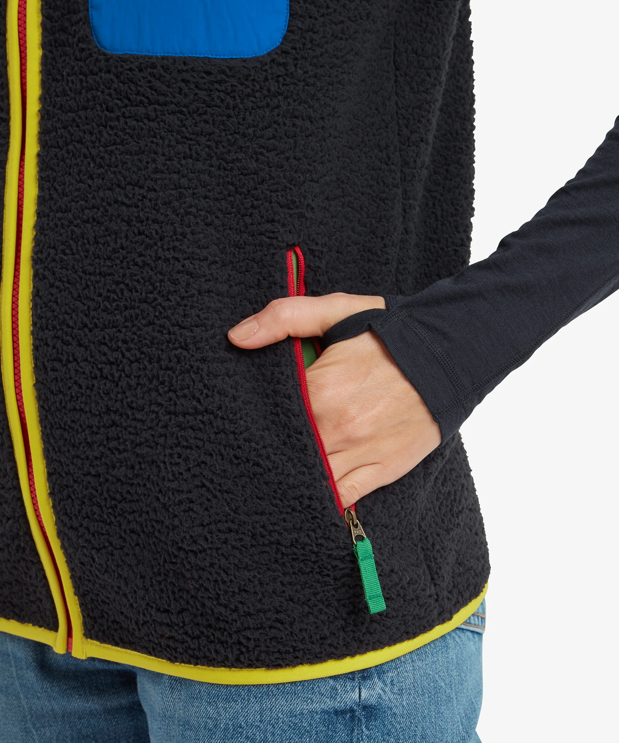 Tarcho Fleece Vest - Black - Image 10
