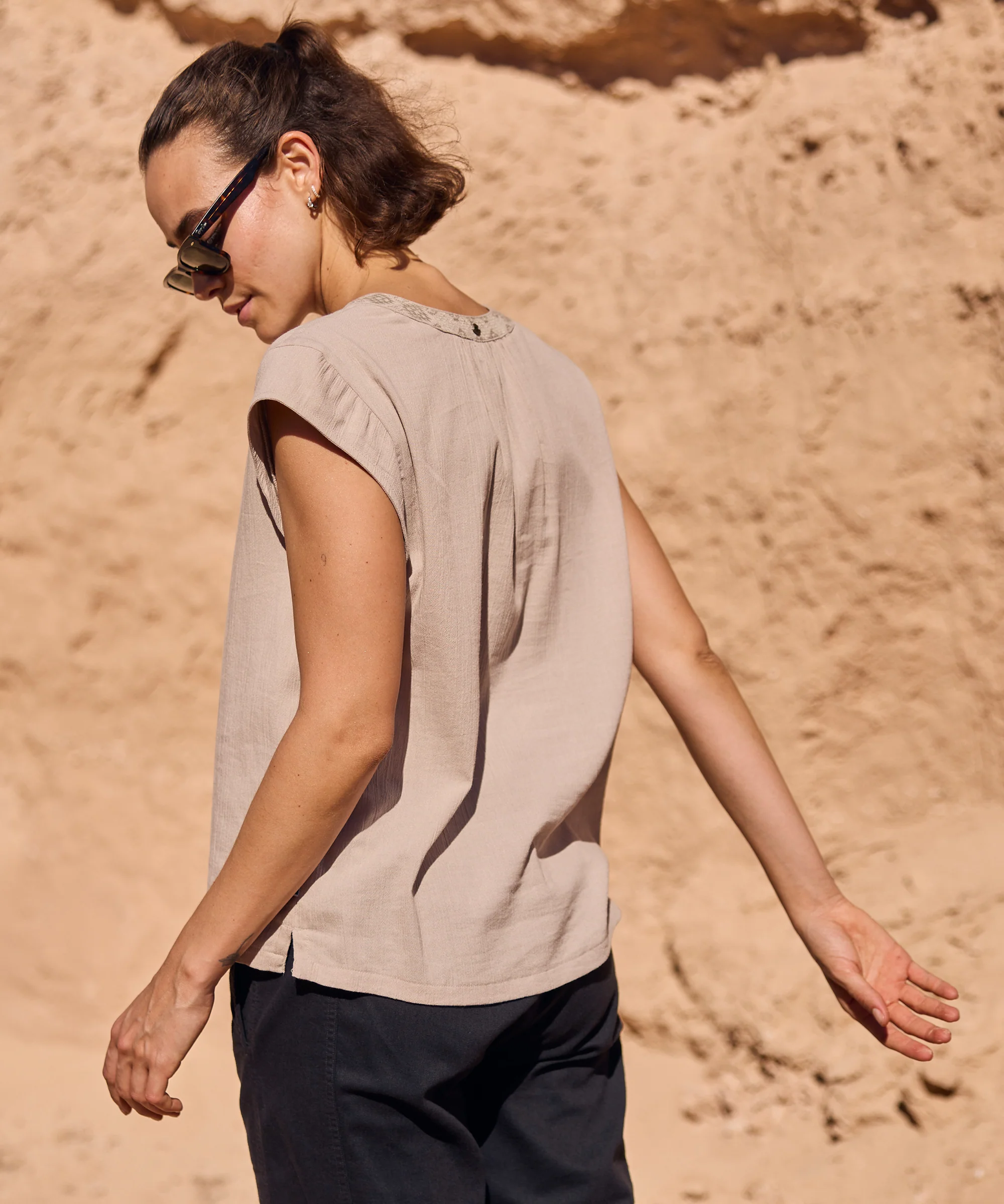 Hara Cap Sleeve Top - Goa Sand - Image 4
