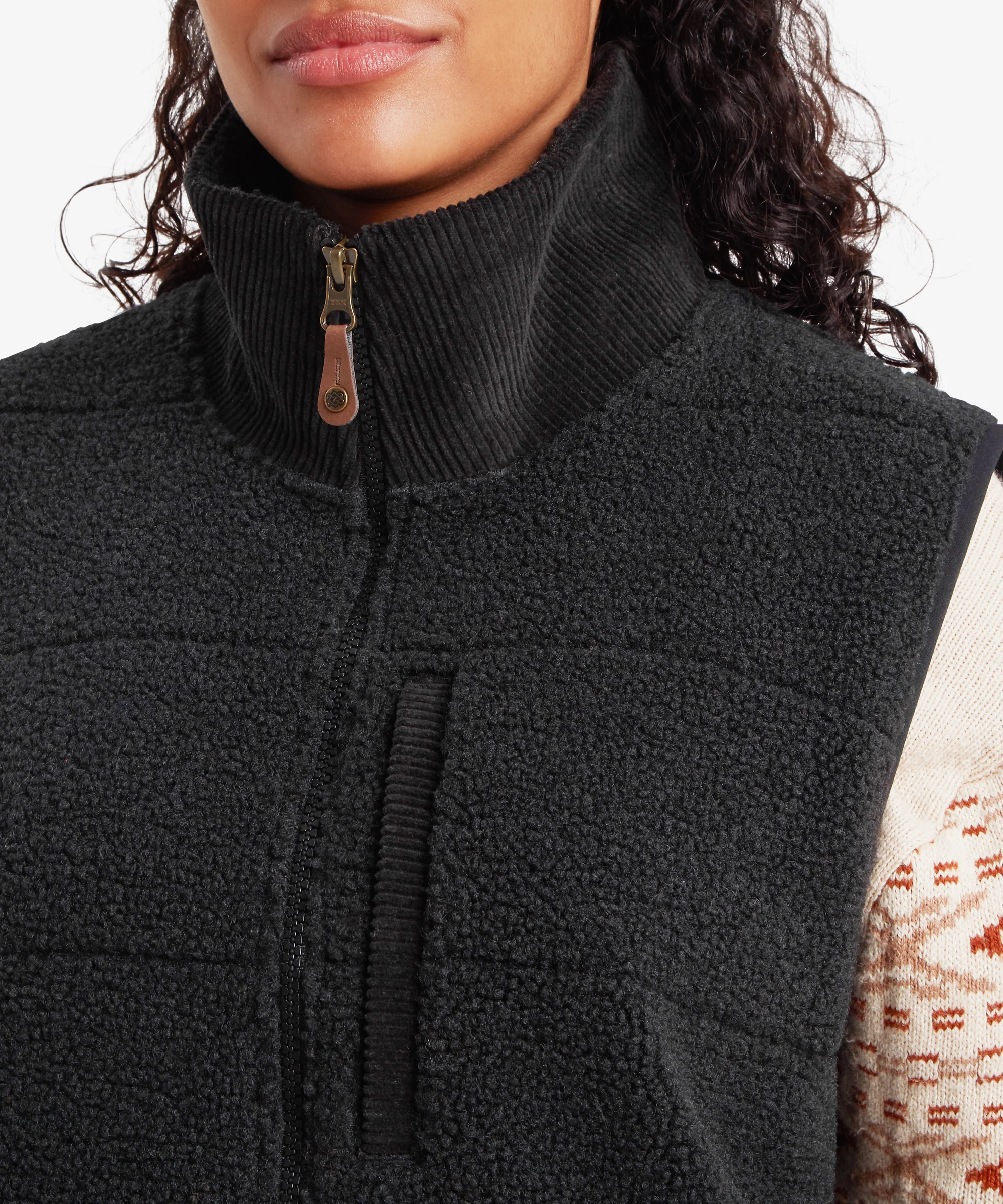 Rangeli Fleece Vest - Black - Image 6