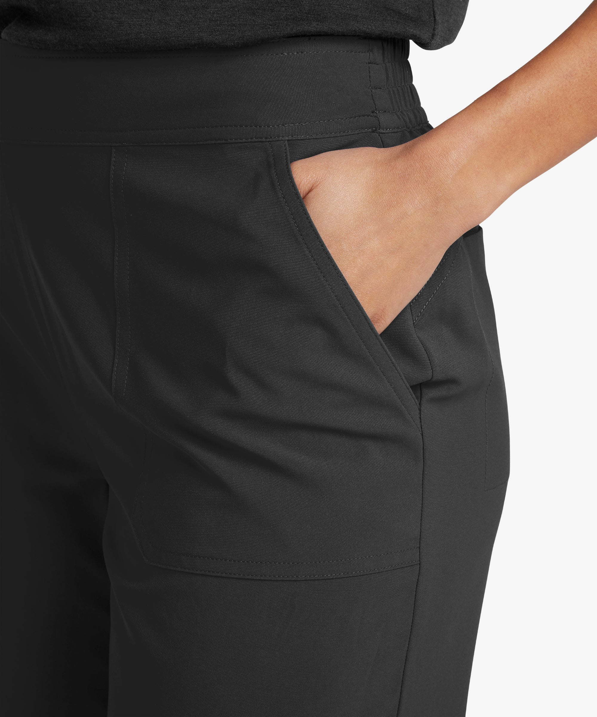 Sajilo Capri - Black - Image 7